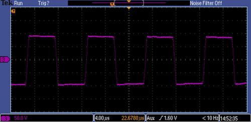EHT Unipolar Arbitrary Pulser-Wellenform: 50 Ω Last, 10 µH Induktivität und 10 nF Kapazitanz − Vorpuls-Technologie eingeschaltet. 