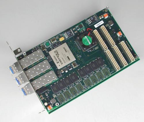 3x3G Mezzanine for PCI / PCIe main board: 3x 3 Gb channels with Xilinx RocketI/O and 1x 1 GbE channel SFP for an electrical RJ45 or an optical LC by EDT. 