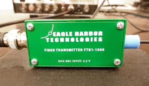 EHT FTB1-1000 Glasfaser-Transmitter Anstiegs- / Abfallzeiten 1-Kanal mit 50 Ω Eingangsimpedanz und typischen Anstiegs- / Abfallzeiten von 3 ns. 