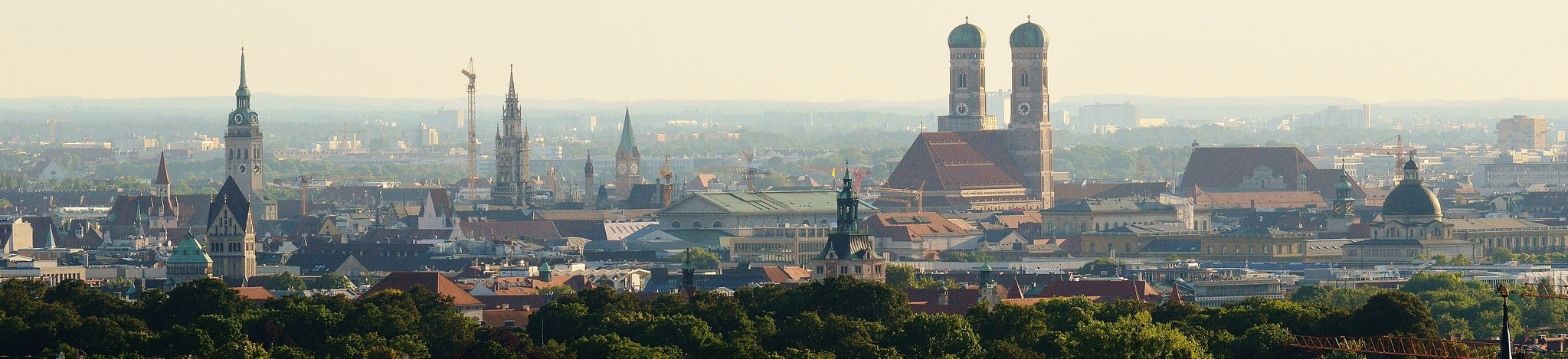 alt Sky Blue Sitz: Deutschland Bayern München Obersendling Geisenhausenerstr 18, Stadtansicht.